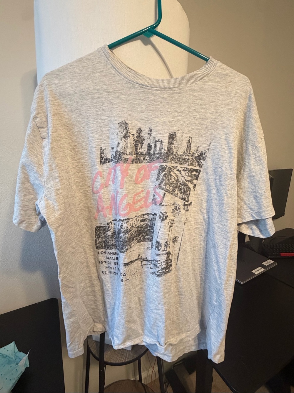 Garage Light Gray 'City of Angels' Graphic Tee with Pink Accent